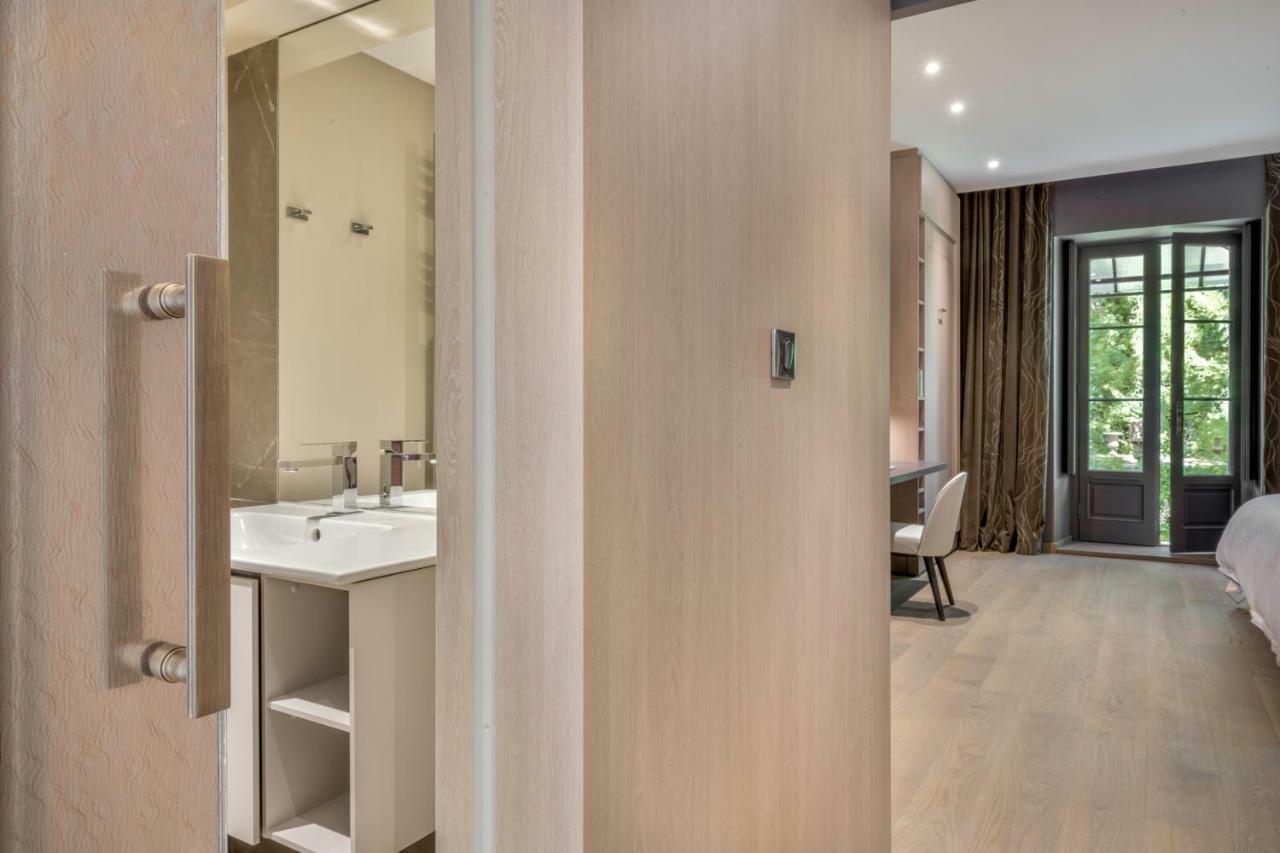 Les Suites De L'Ile Barbe Лион Екстериор снимка